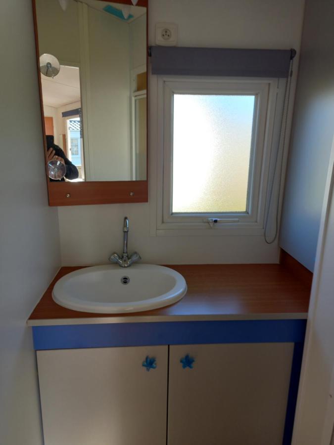 Mobilhome Nature แซ็งต์-โลร็อง-ซูร์-แมร์ ภายนอก รูปภาพ
