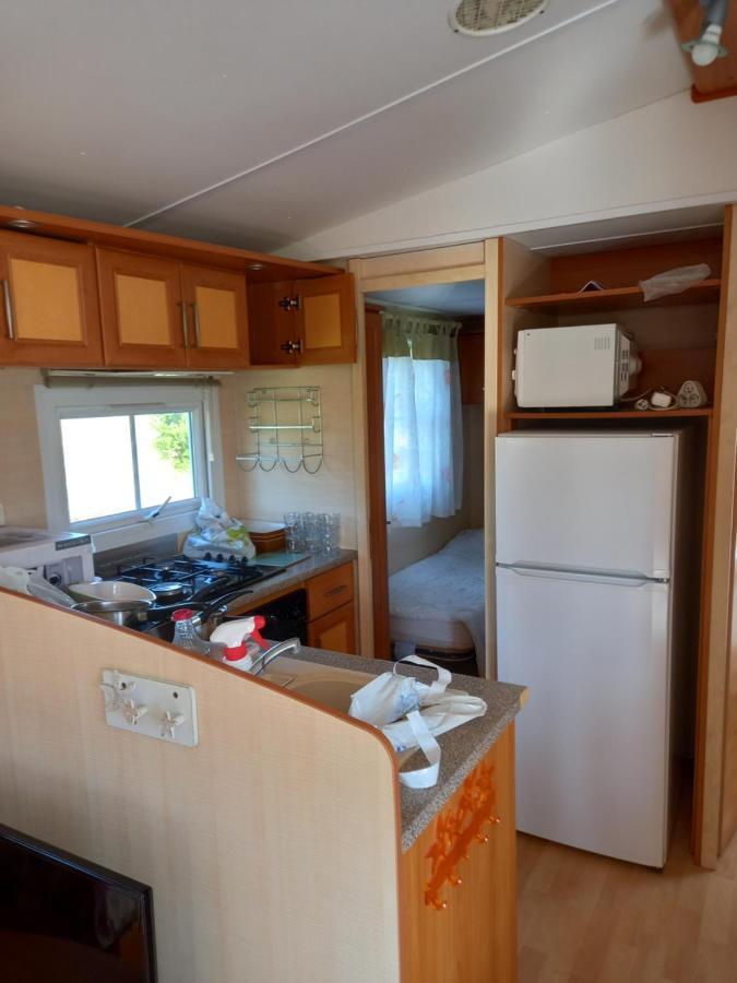 Mobilhome Nature แซ็งต์-โลร็อง-ซูร์-แมร์ ภายนอก รูปภาพ