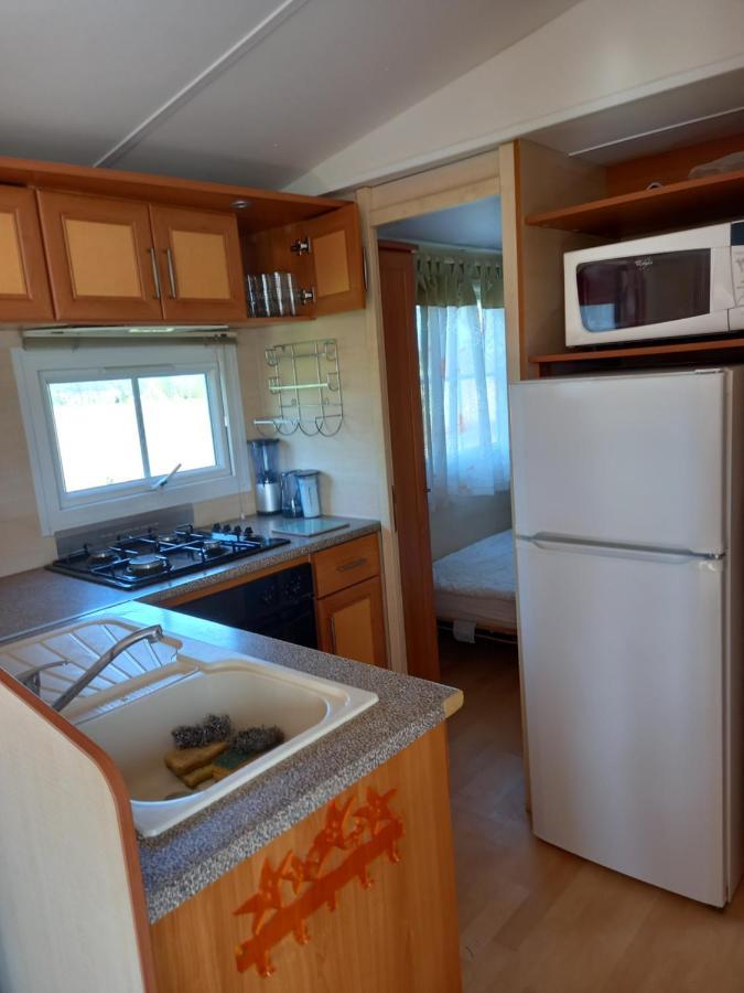 Mobilhome Nature แซ็งต์-โลร็อง-ซูร์-แมร์ ภายนอก รูปภาพ